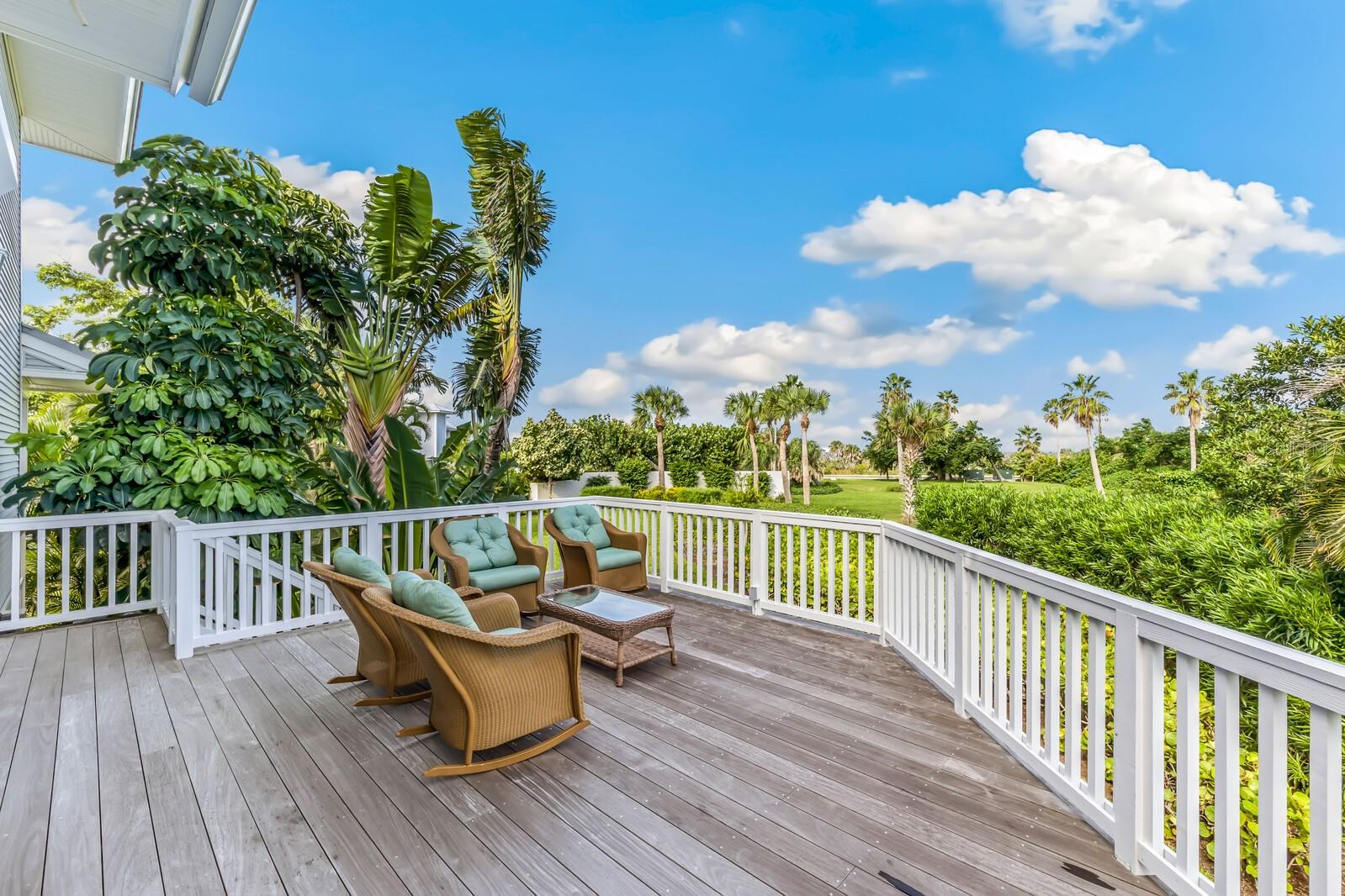 701 S HARBOR DR