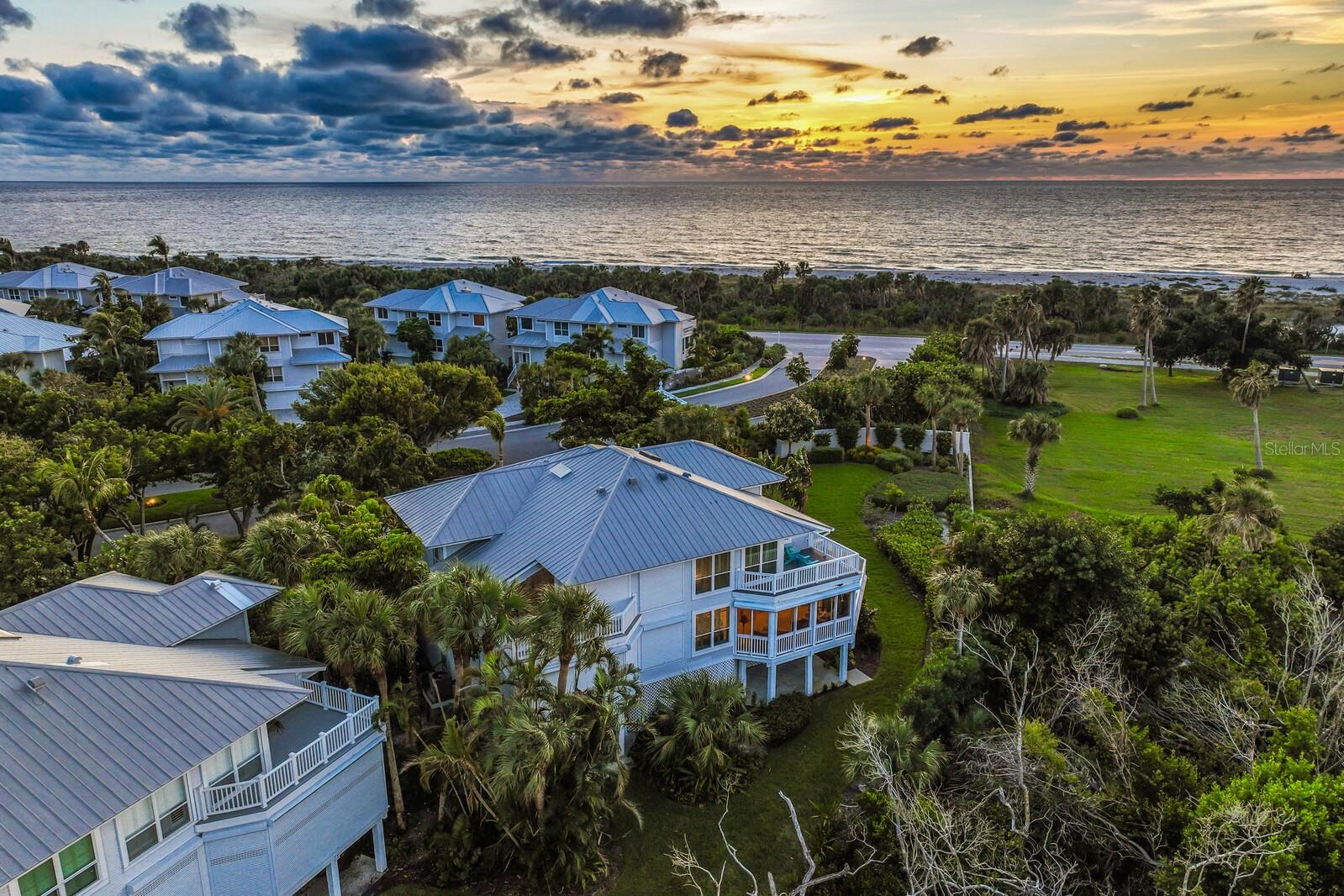 701 S HARBOR DR