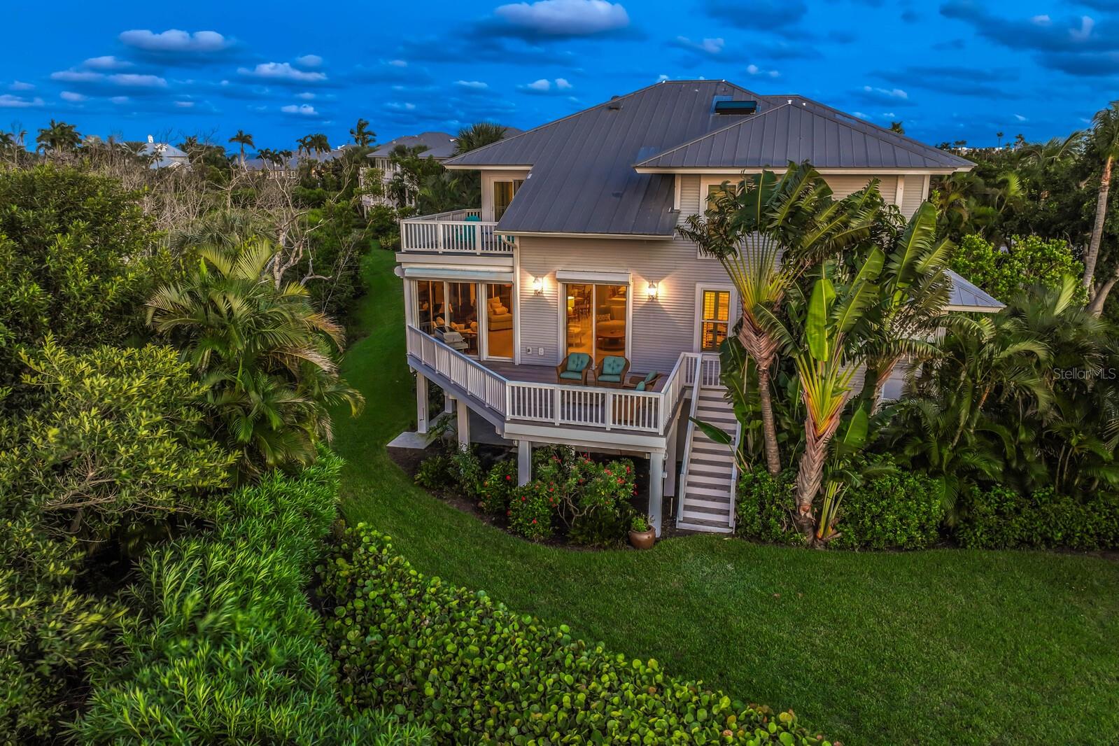701 S HARBOR DR