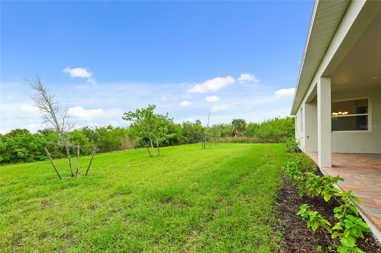15707 APPLEWHITE CIR