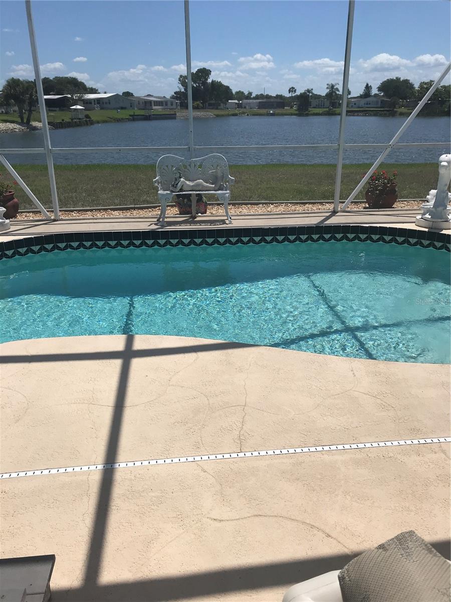 1372 SANDERLING DR