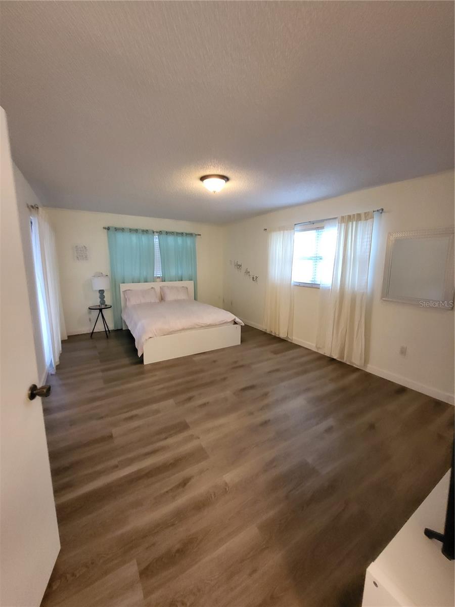 18385 HOTTELET CIR