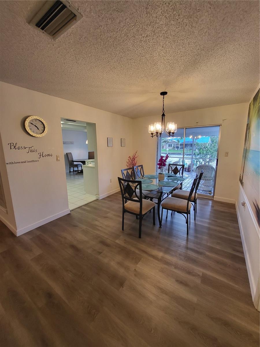 18385 HOTTELET CIR