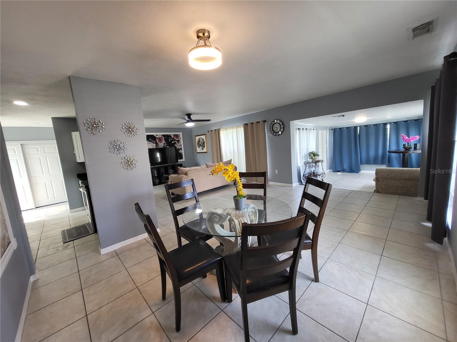 4182 GARDNER DR