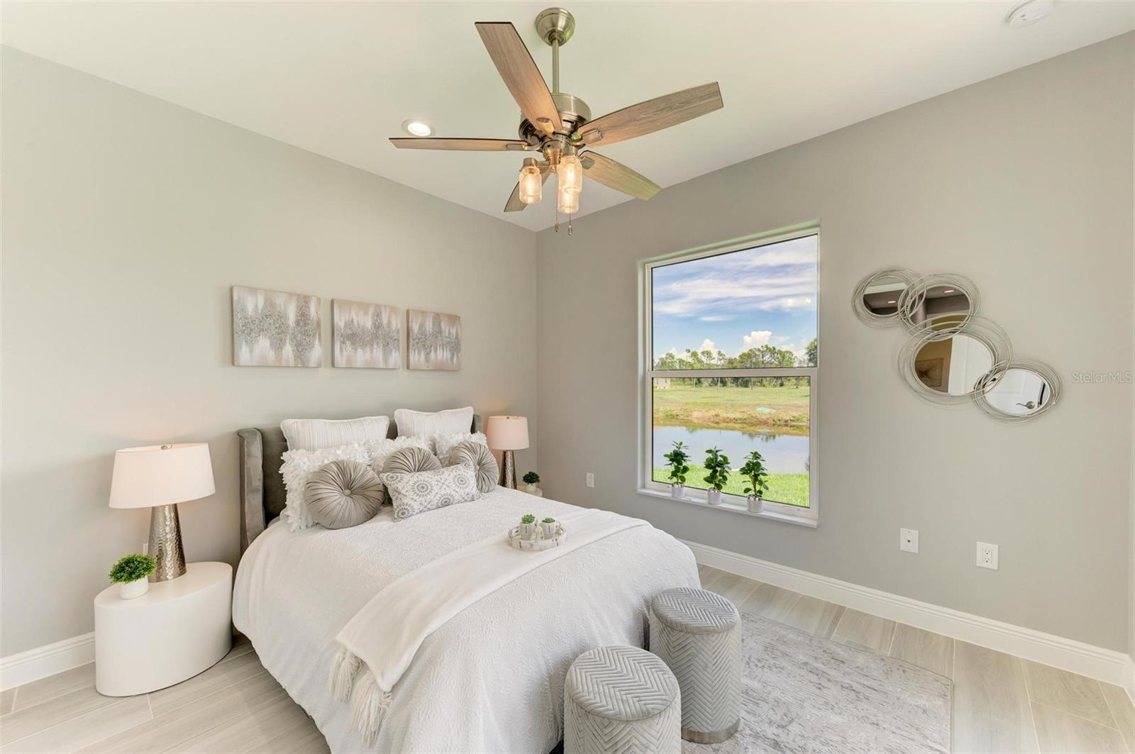 723 ROTONDA CIR