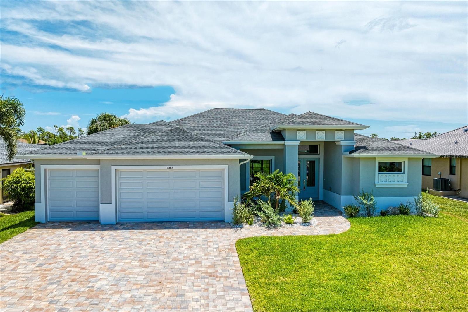 723 ROTONDA CIR