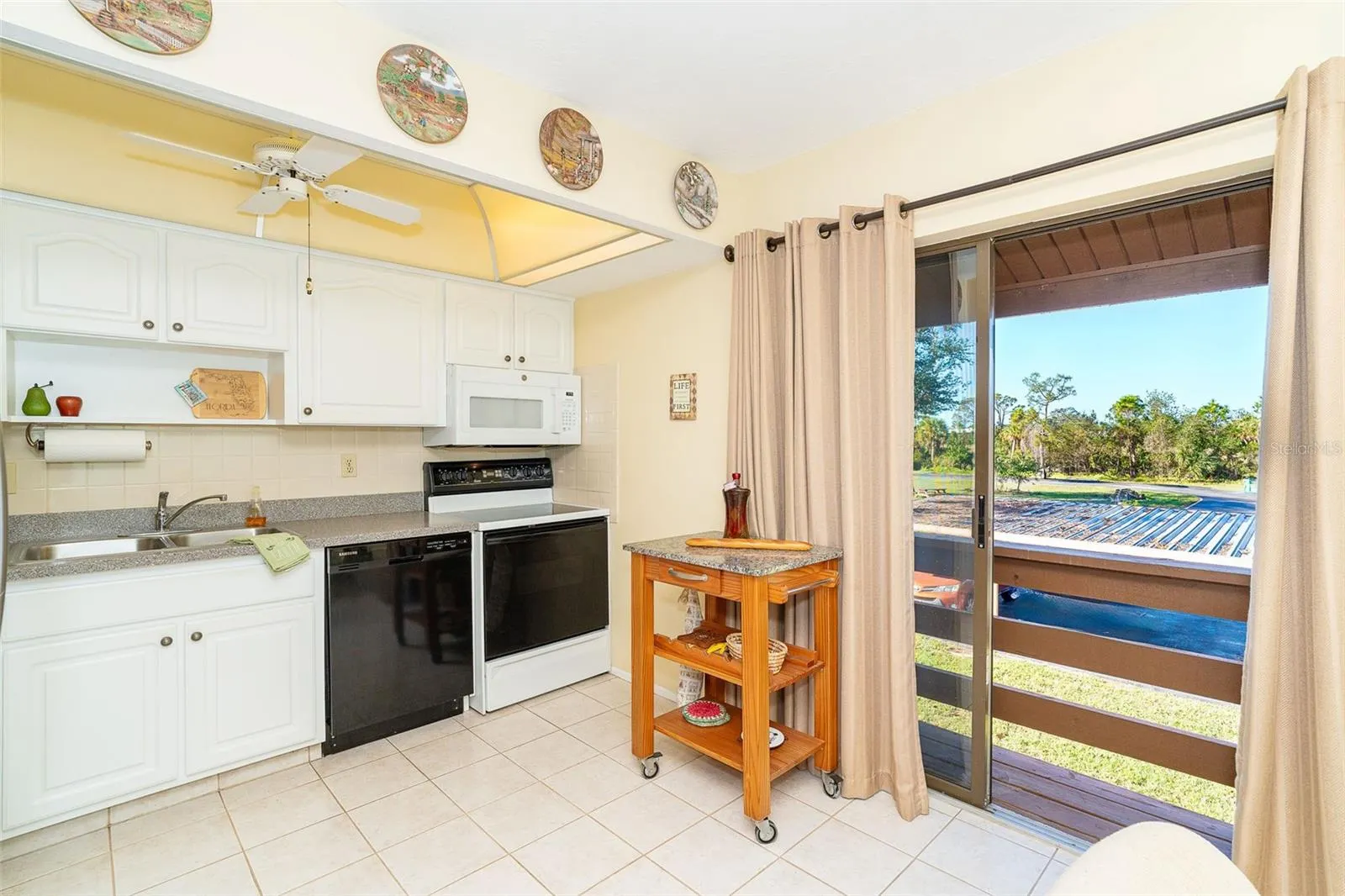 10 QUAILS RUN BLVD #12, #12
