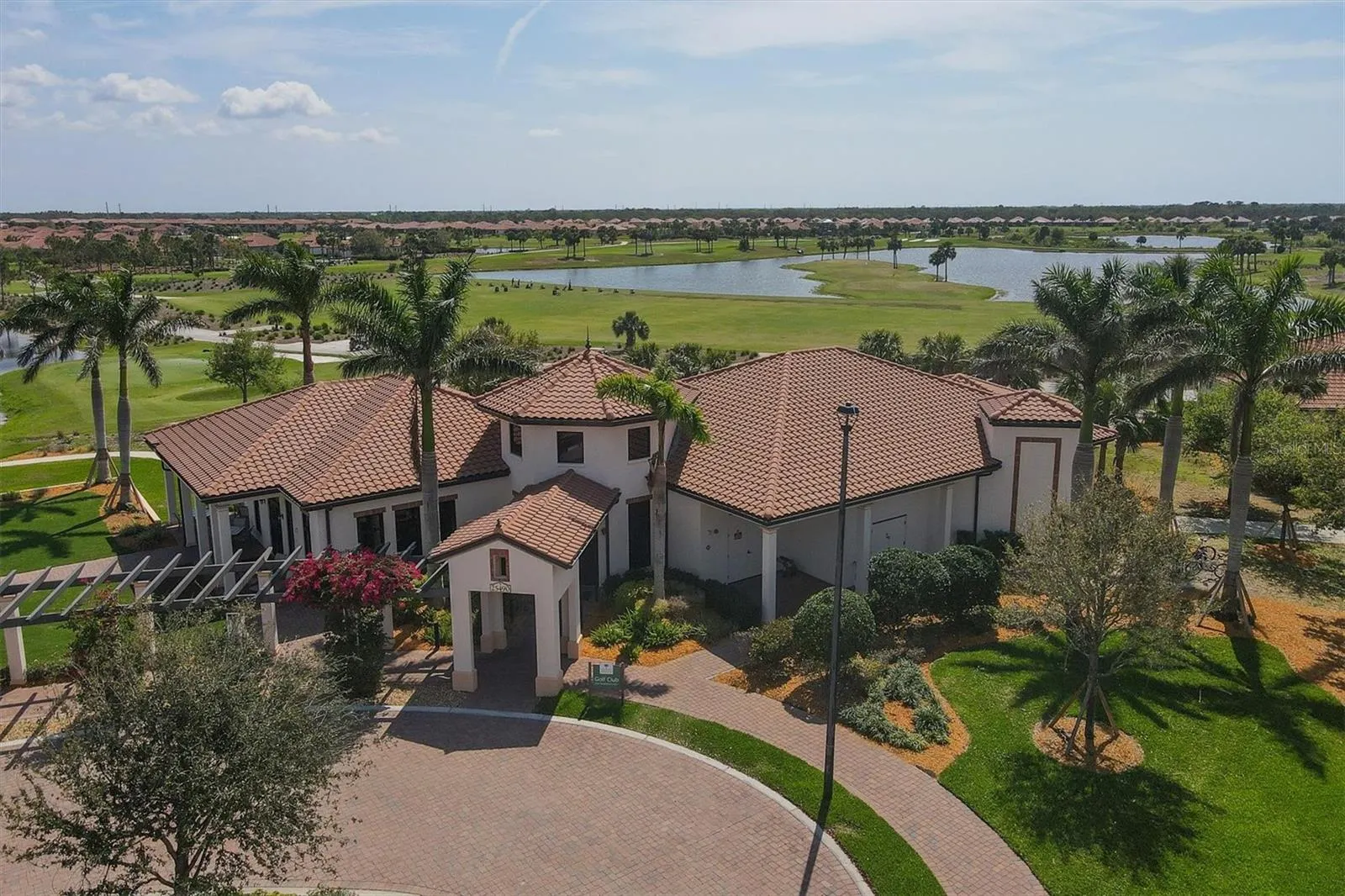 23781 WAVERLY CIR