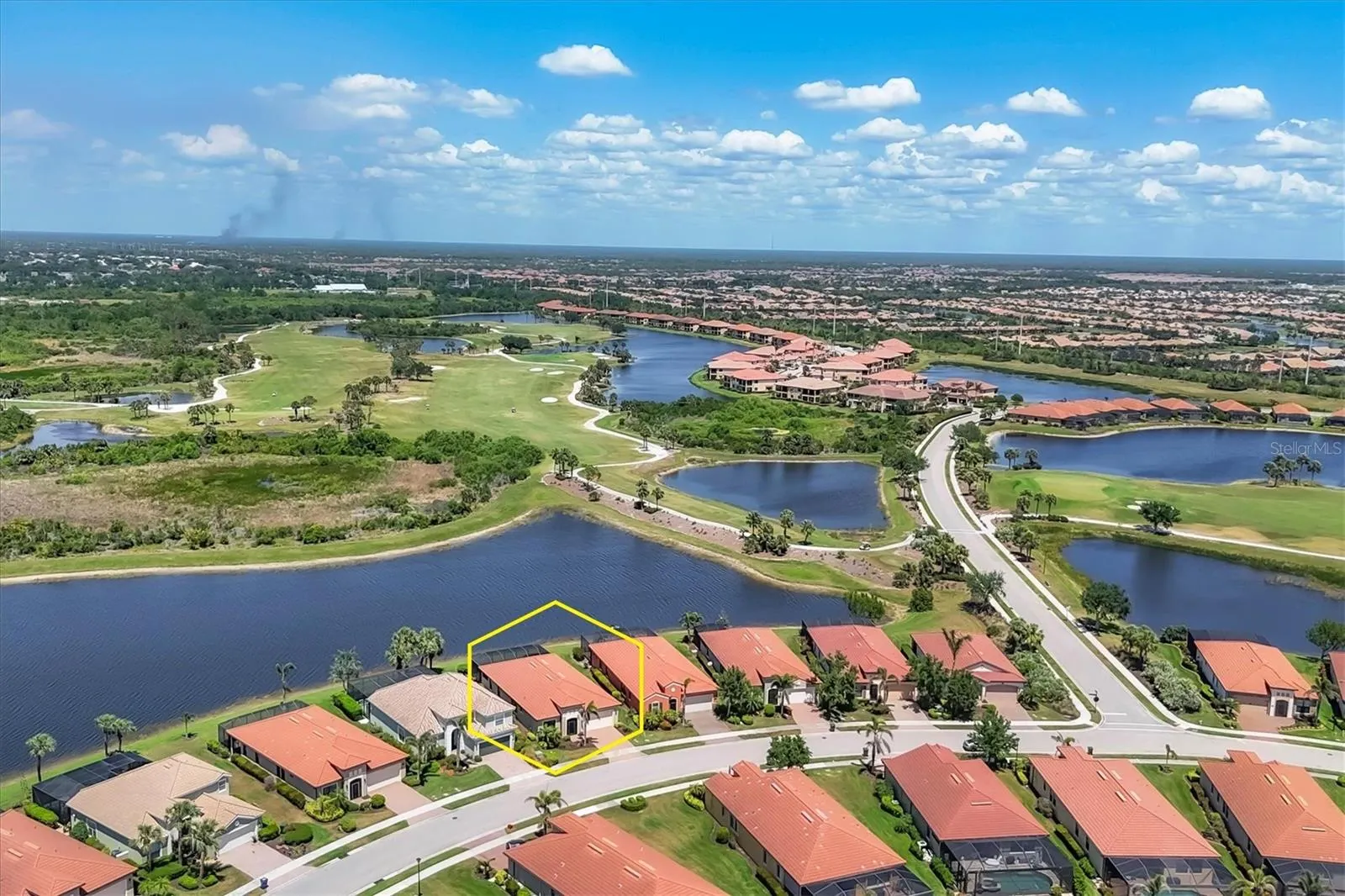 23781 WAVERLY CIR