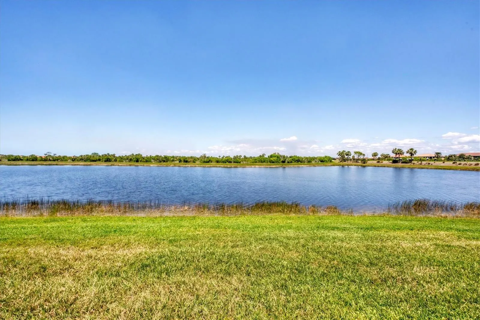 23781 WAVERLY CIR