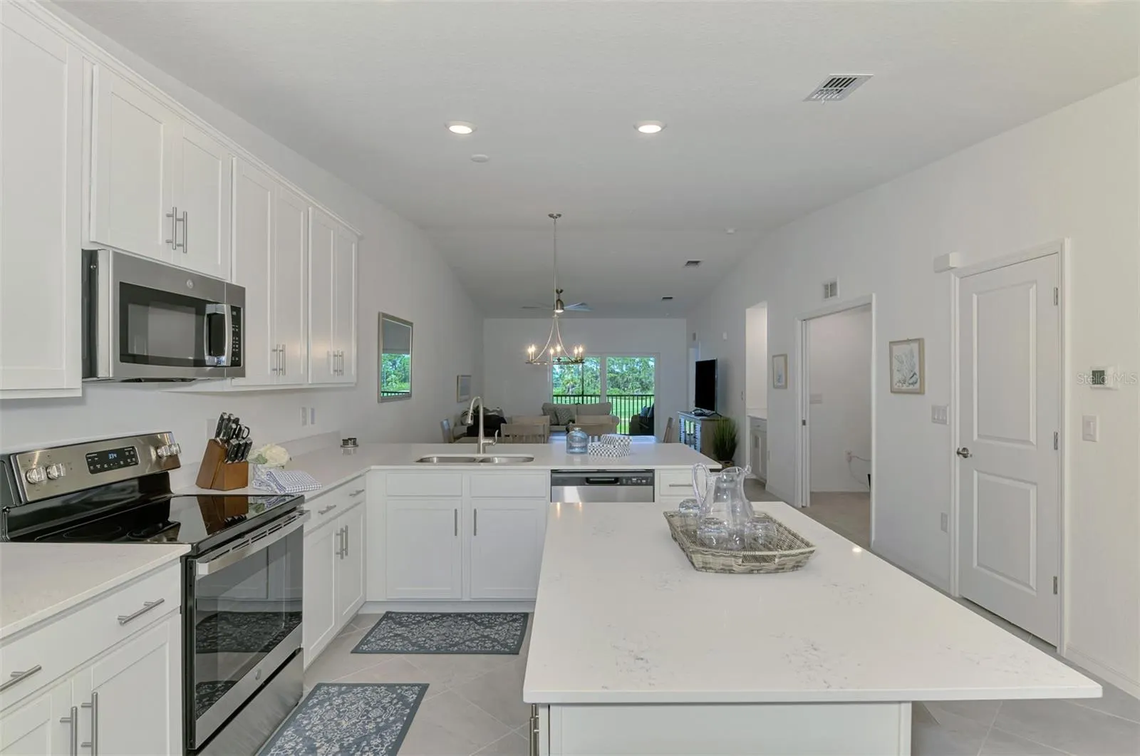 12470 WELLEN GOLF ST #207, #207