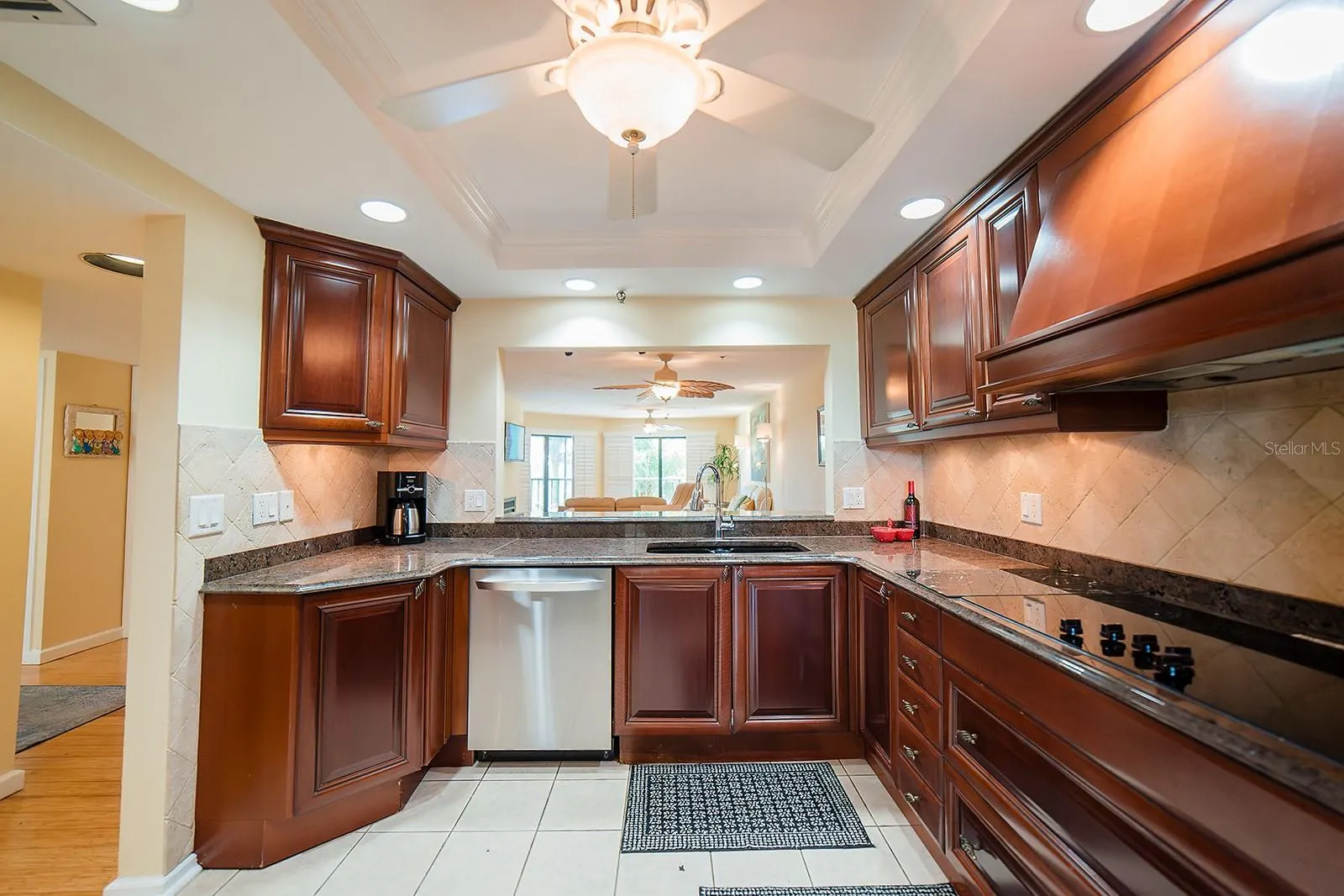 7303 JESSIE HARBOR DR #7303, #7303