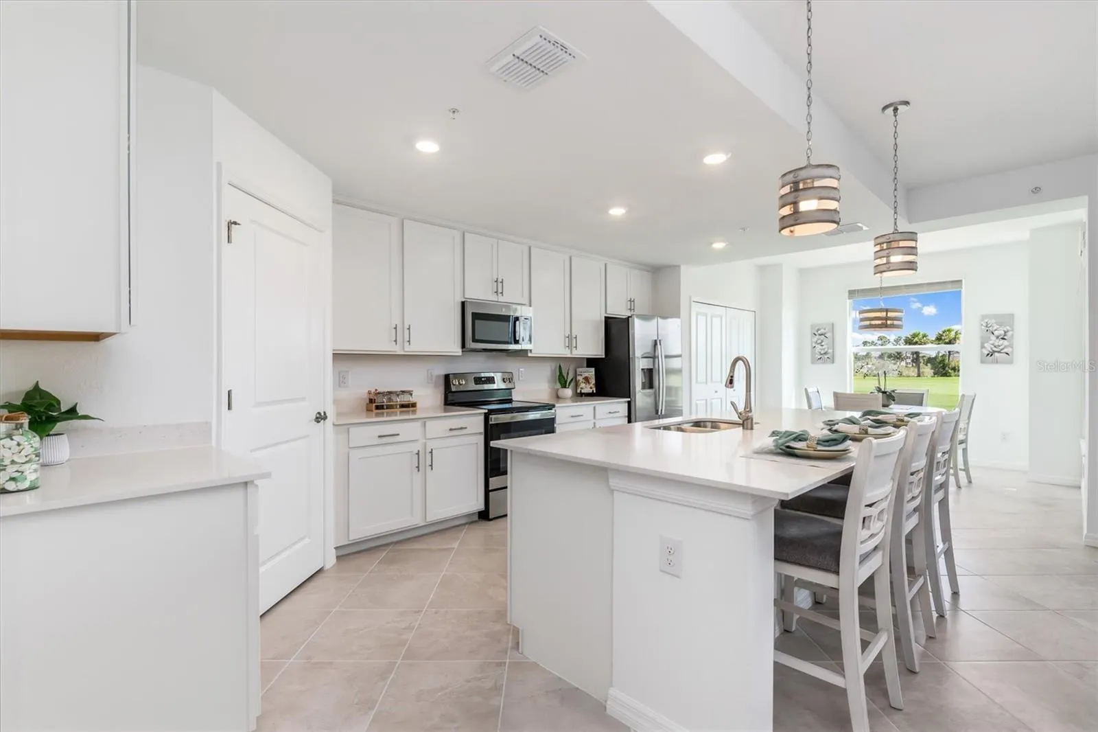 12550 GALAPAGOS CT #104, #104