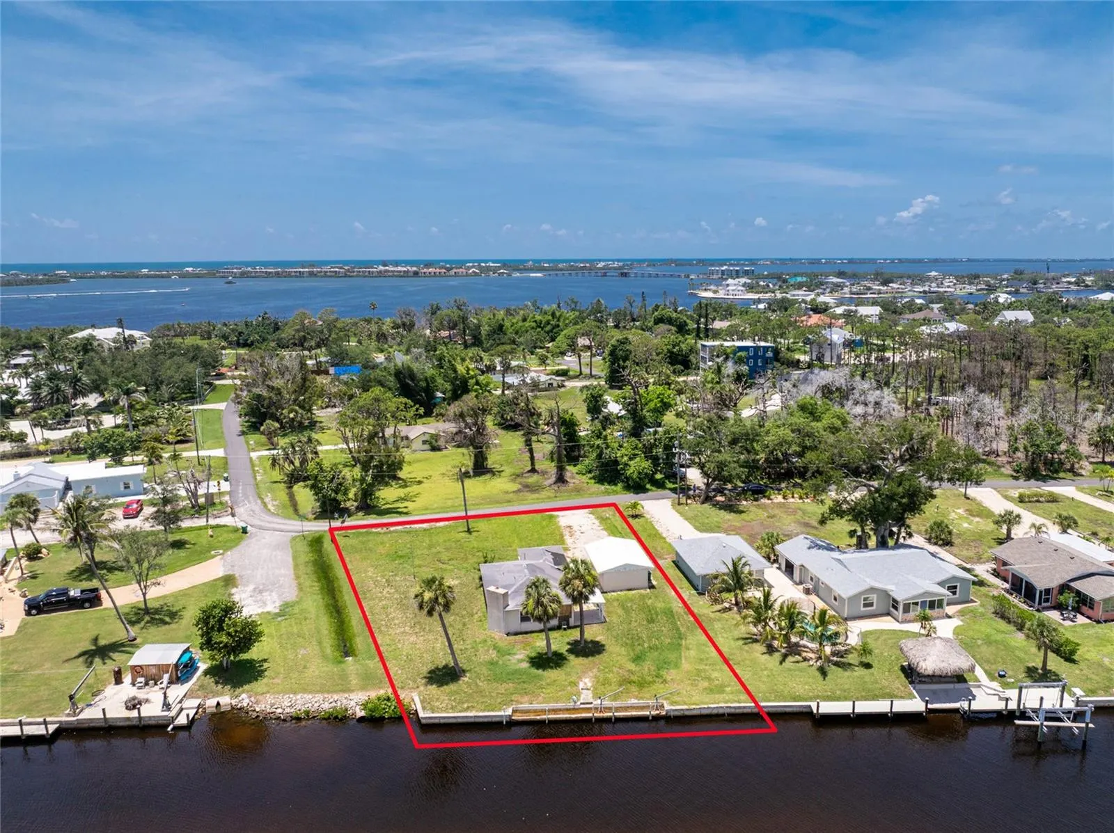 1899 RIVERSIDE DR