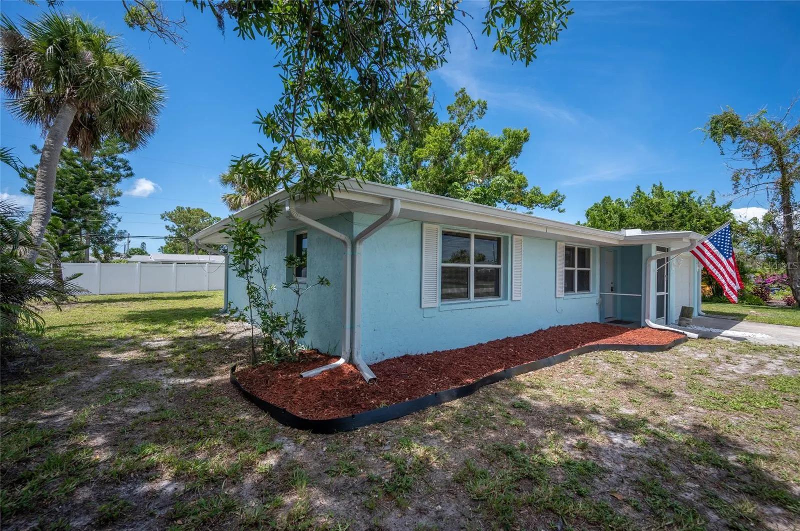 231 LAKEVIEW LN