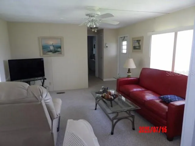 1389 KISKADEE DR