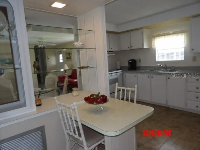 1389 KISKADEE DR