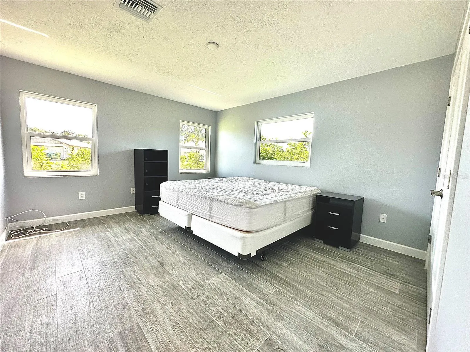 1019 SCHOONER LN
