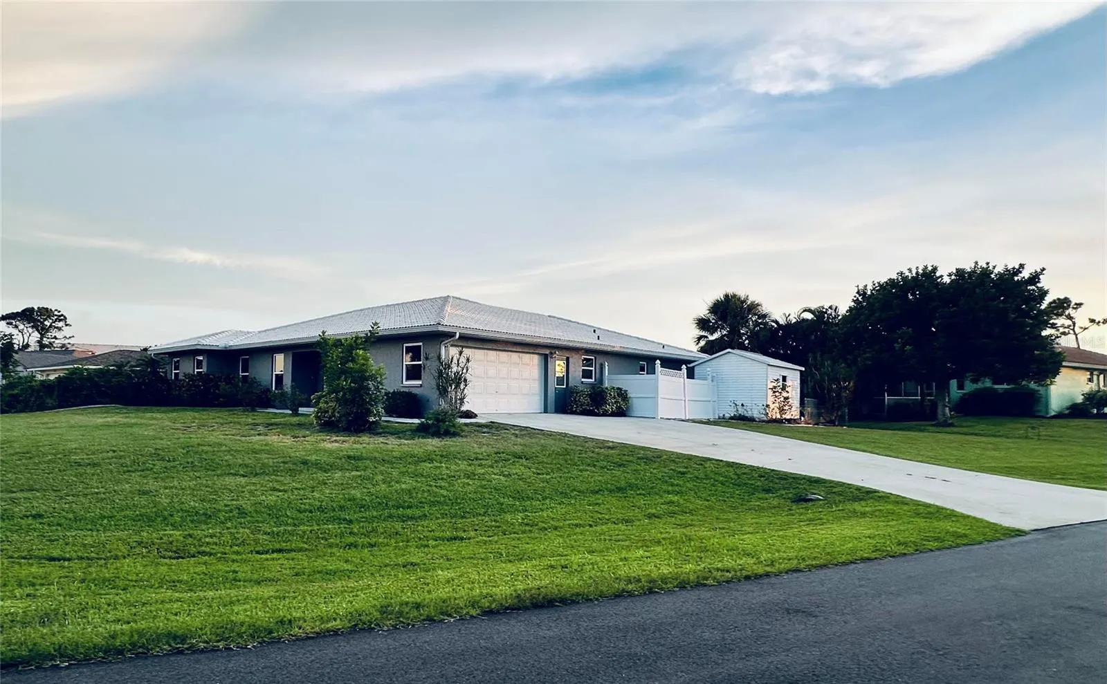 1019 SCHOONER LN