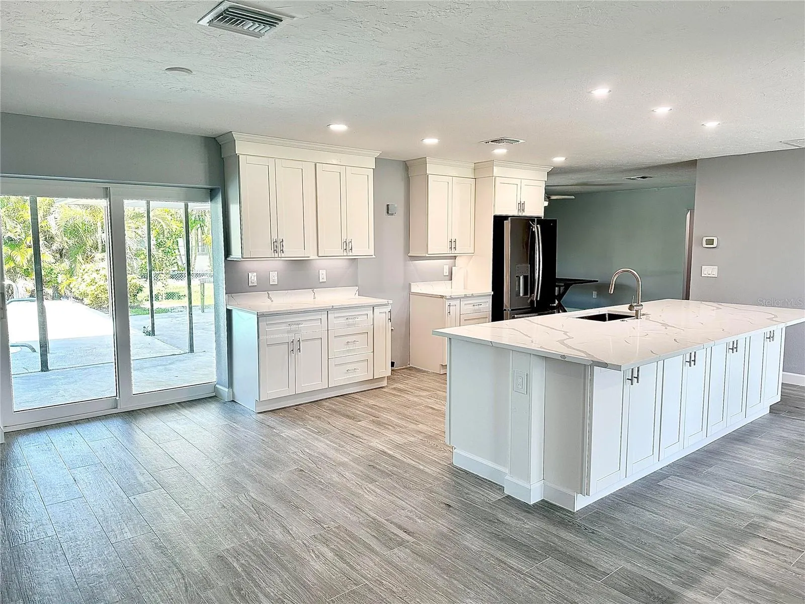 1019 SCHOONER LN