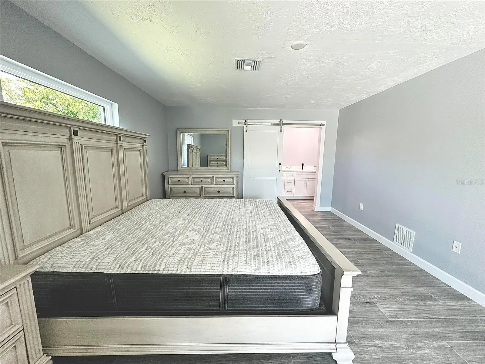 1019 SCHOONER LN