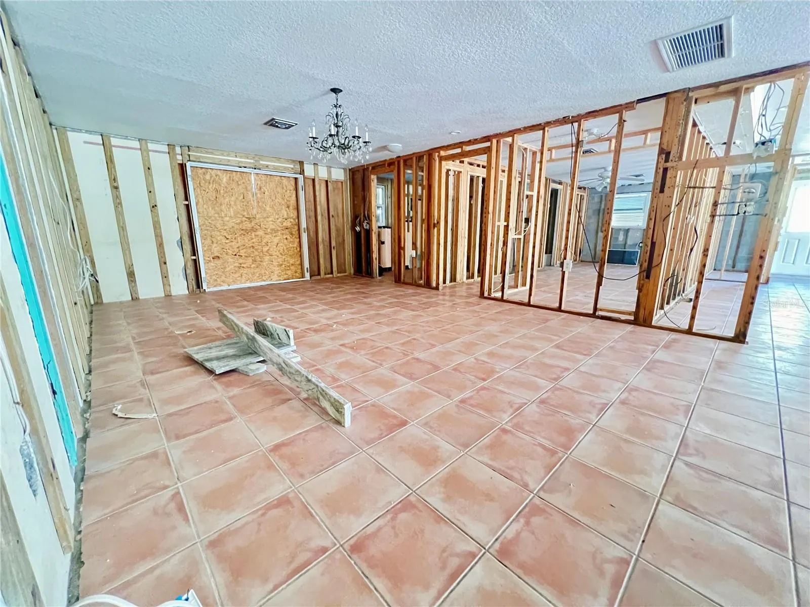 1475 GULF BLVD