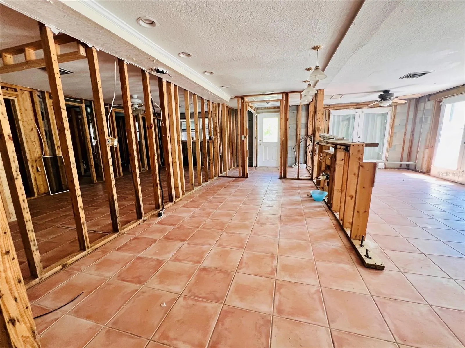 1475 GULF BLVD