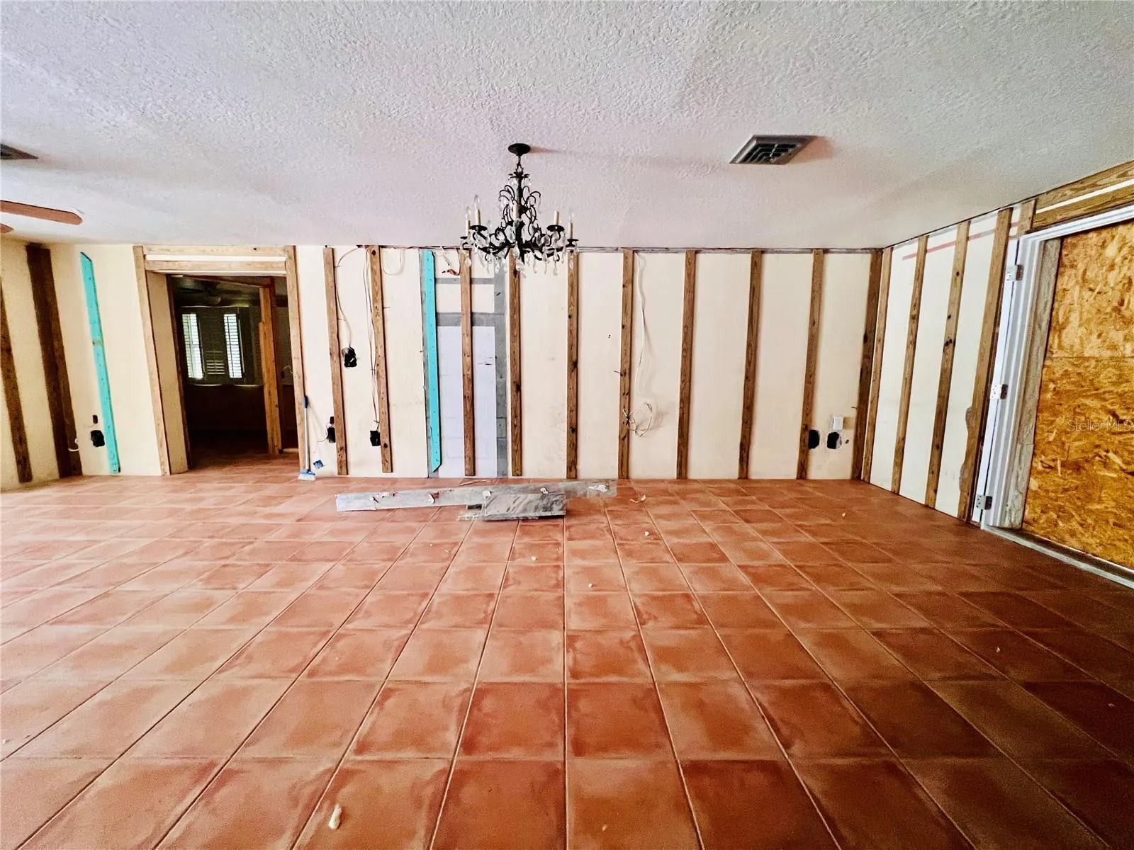 1475 GULF BLVD
