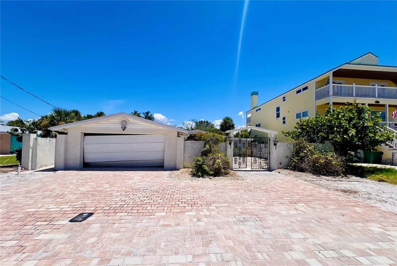 1475 GULF BLVD