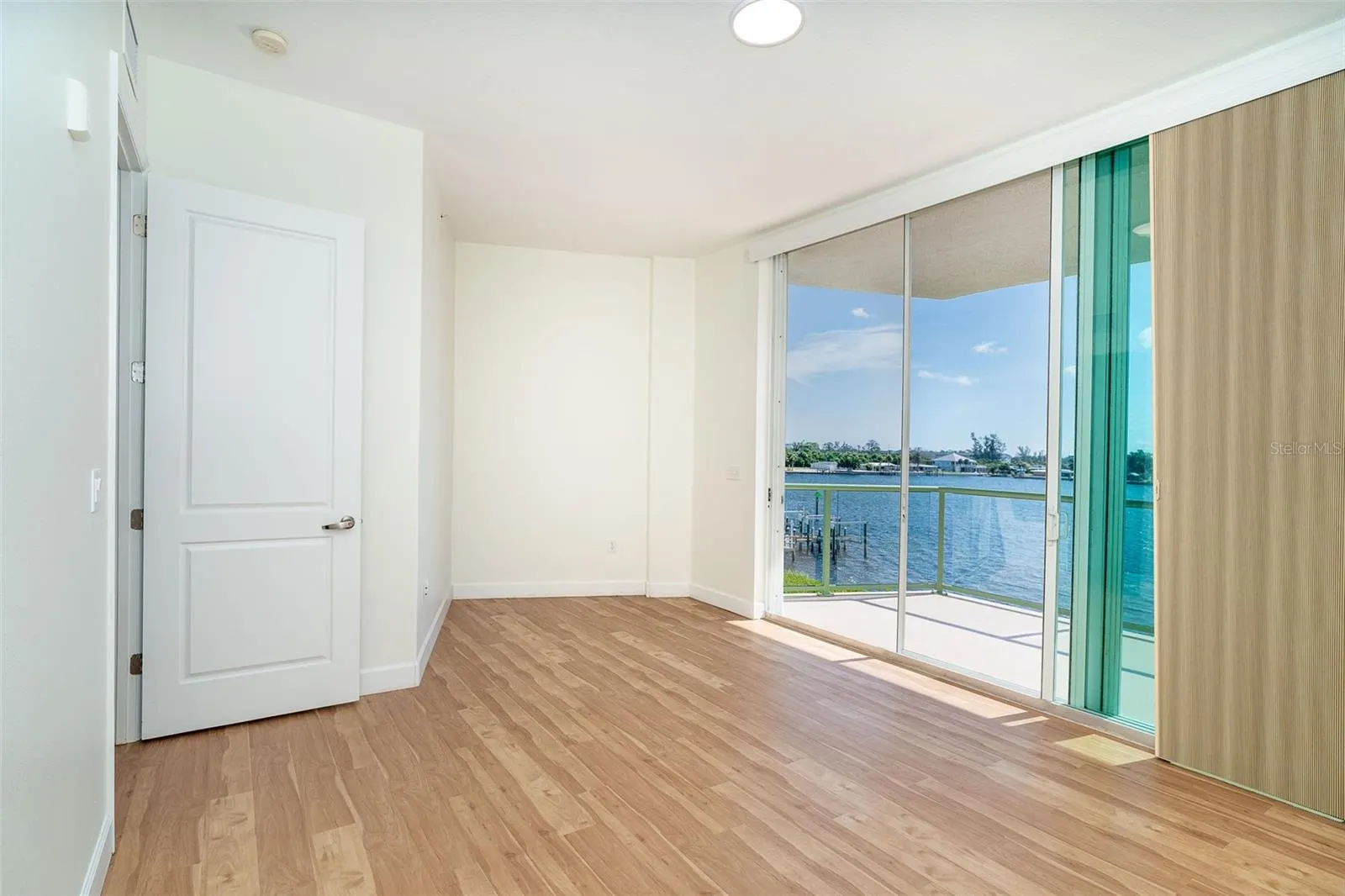 1375 BEACH RD #210, #210