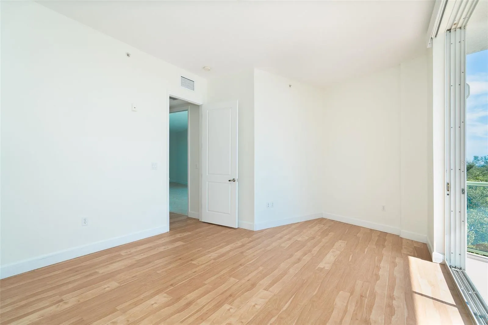 1375 BEACH RD #210, #210