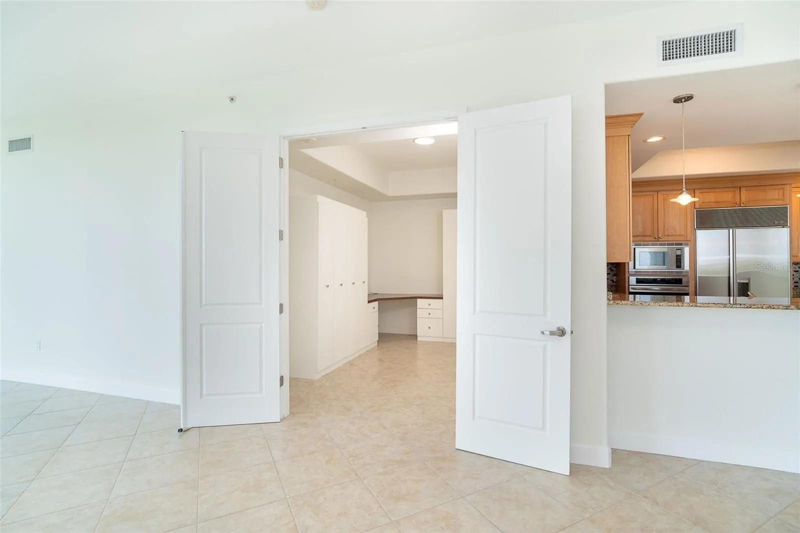 1375 BEACH RD #210, #210