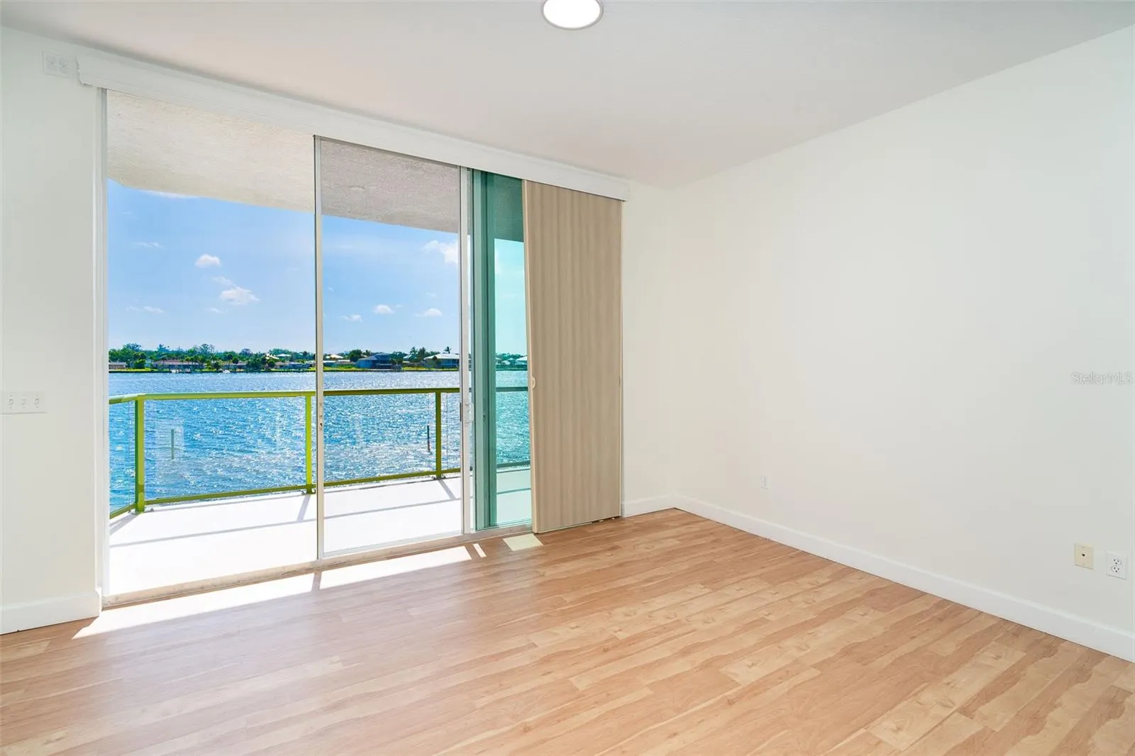 1375 BEACH RD #210, #210