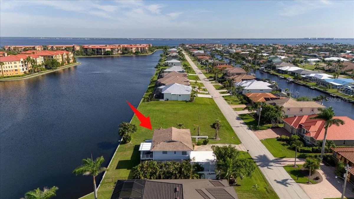 175 COLONY POINT DR