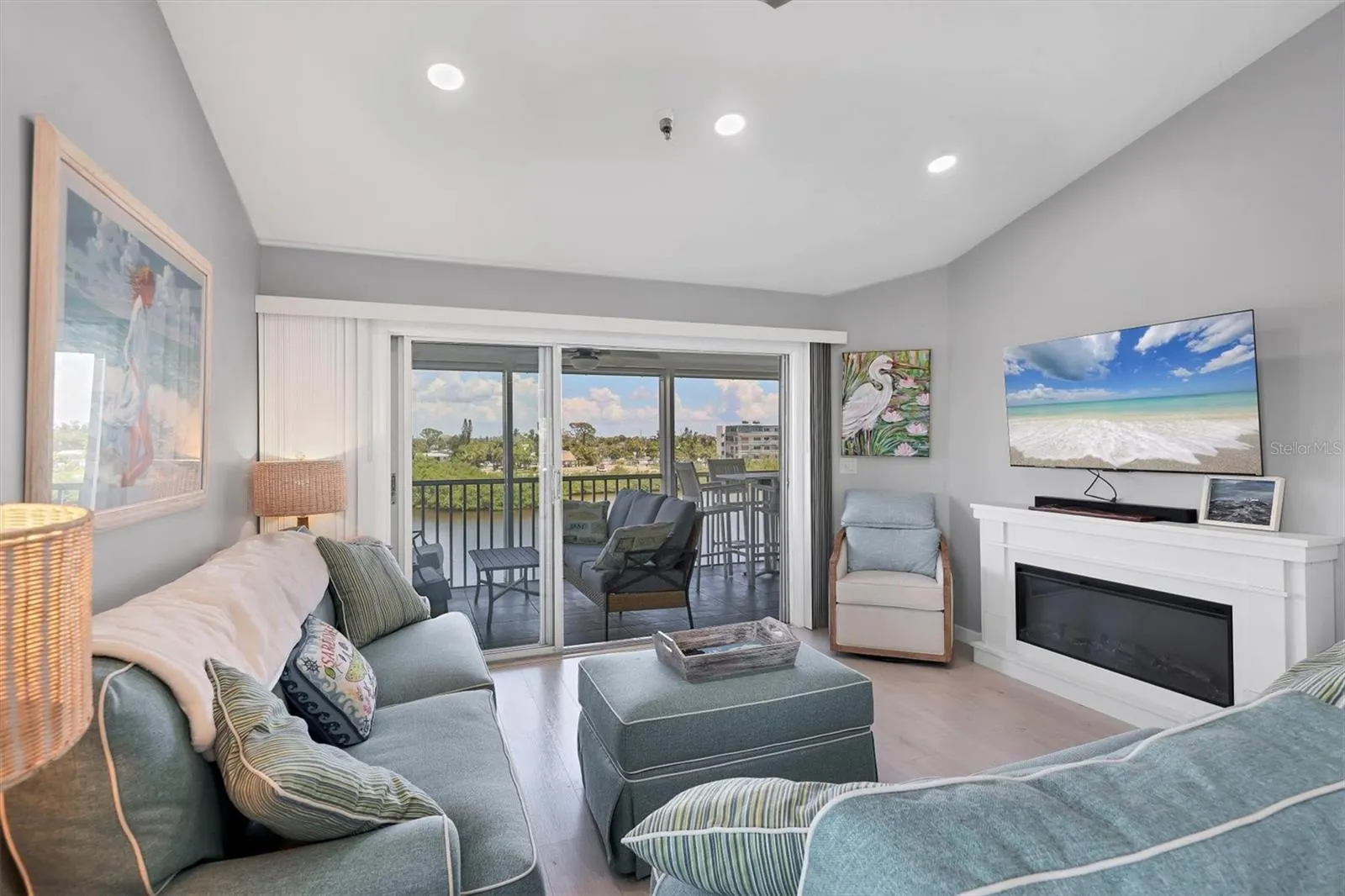 1401 S MCCALL RD #301B, #301B
