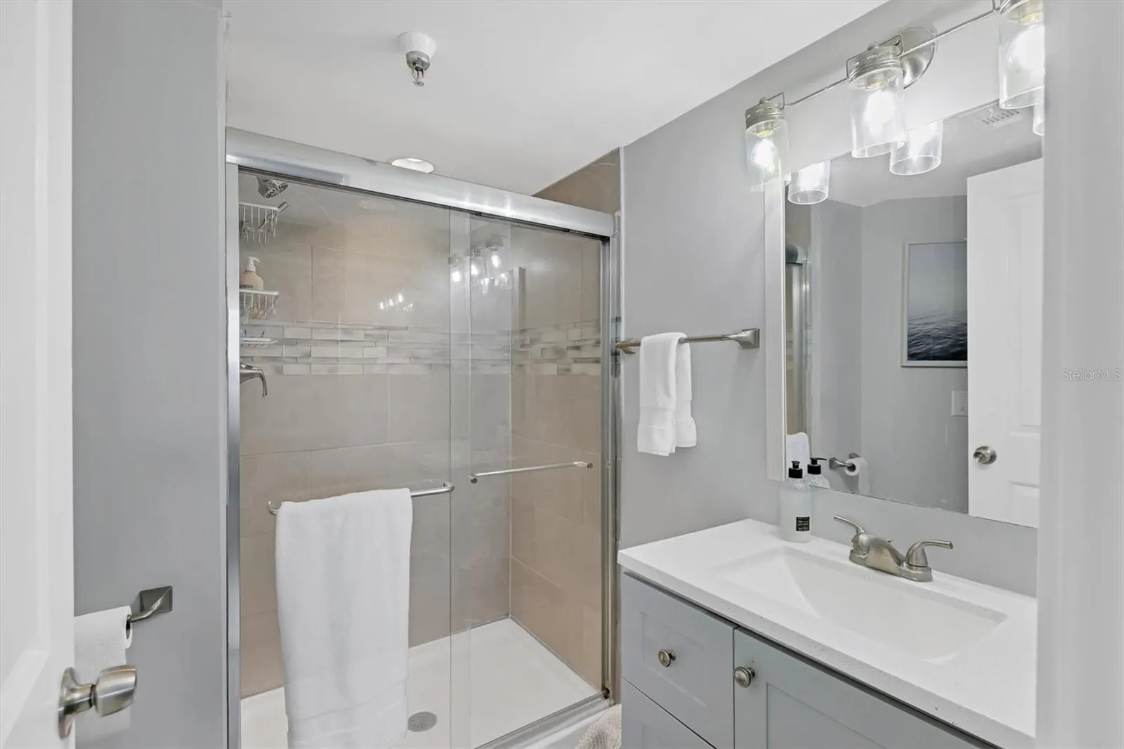 1401 S MCCALL RD #301B, #301B