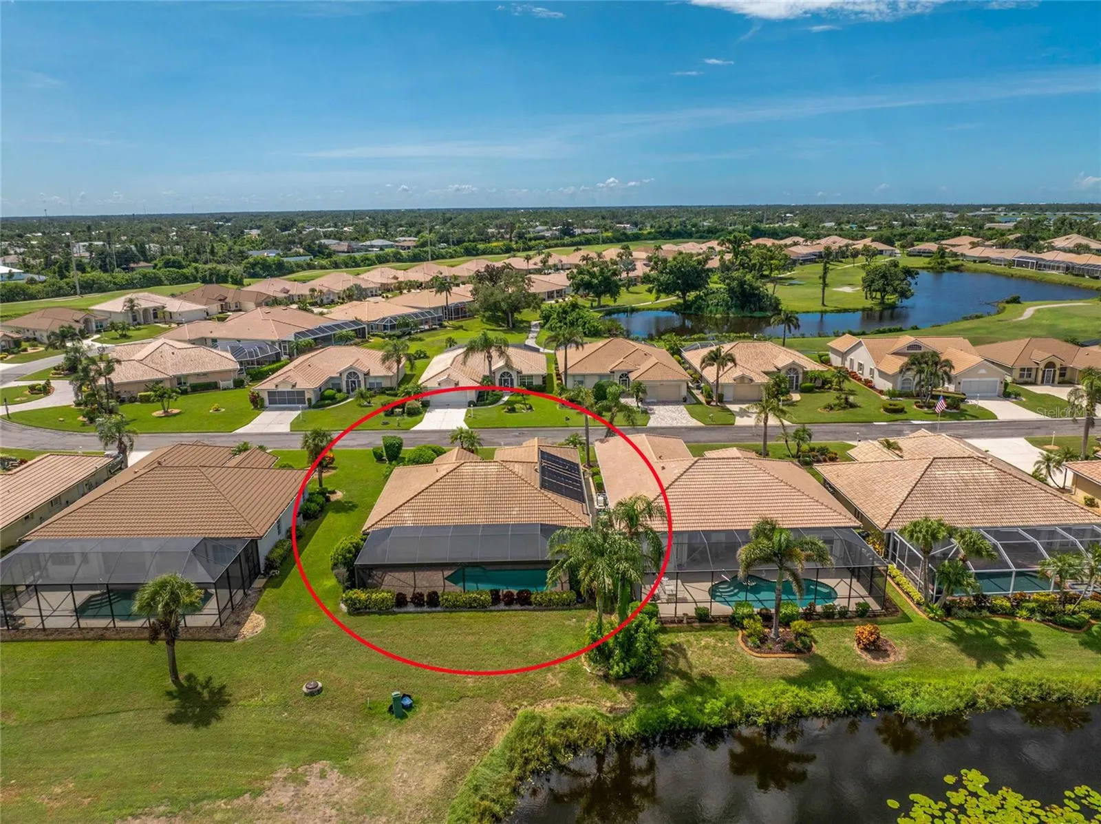 8542 LAKESIDE DR