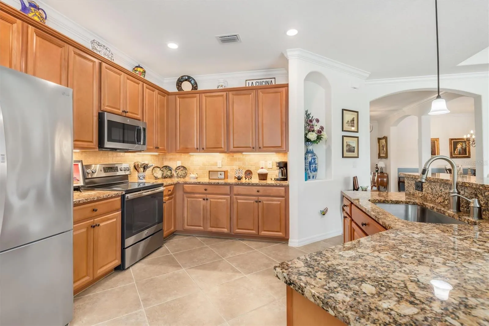 20460 GRANLAGO DR