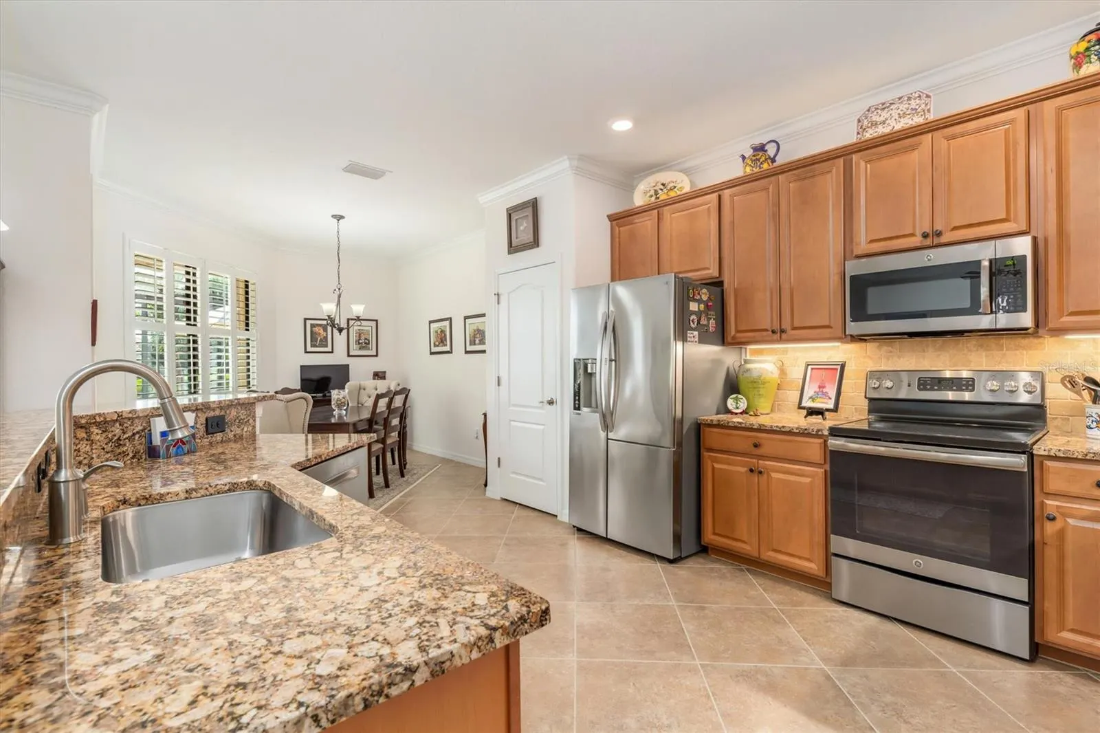 20460 GRANLAGO DR