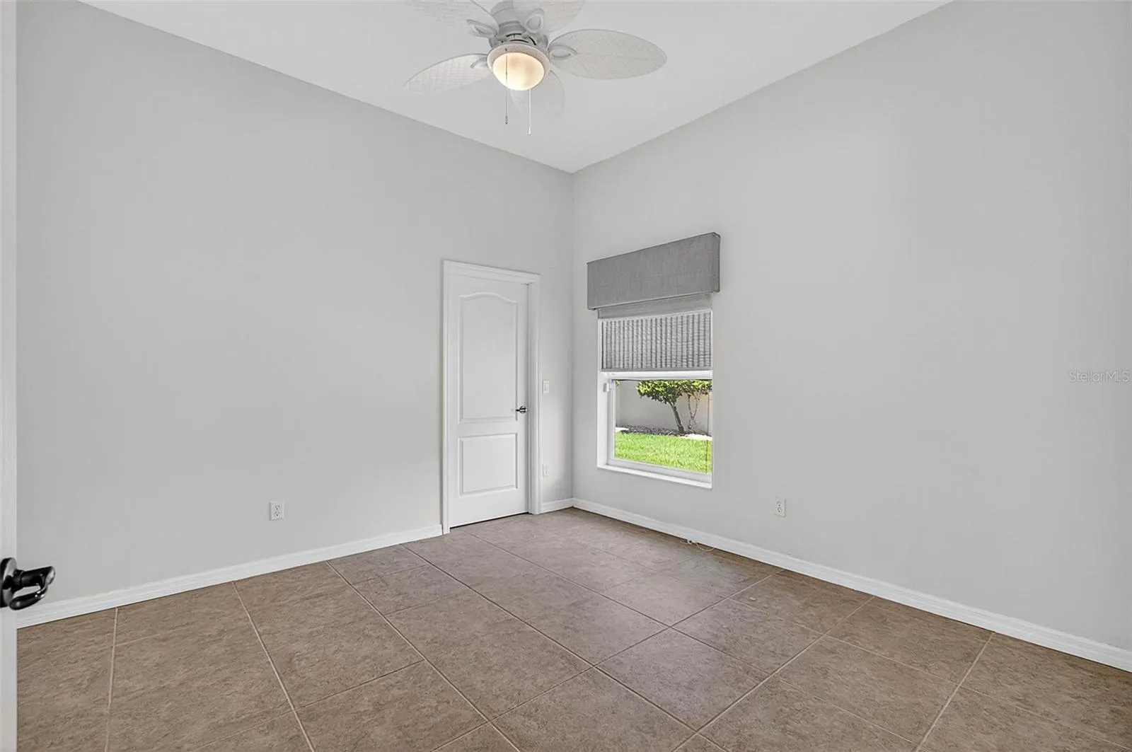139 BOULDER ROCK DR