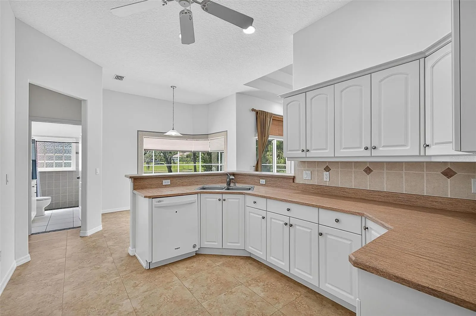 139 BOULDER ROCK DR