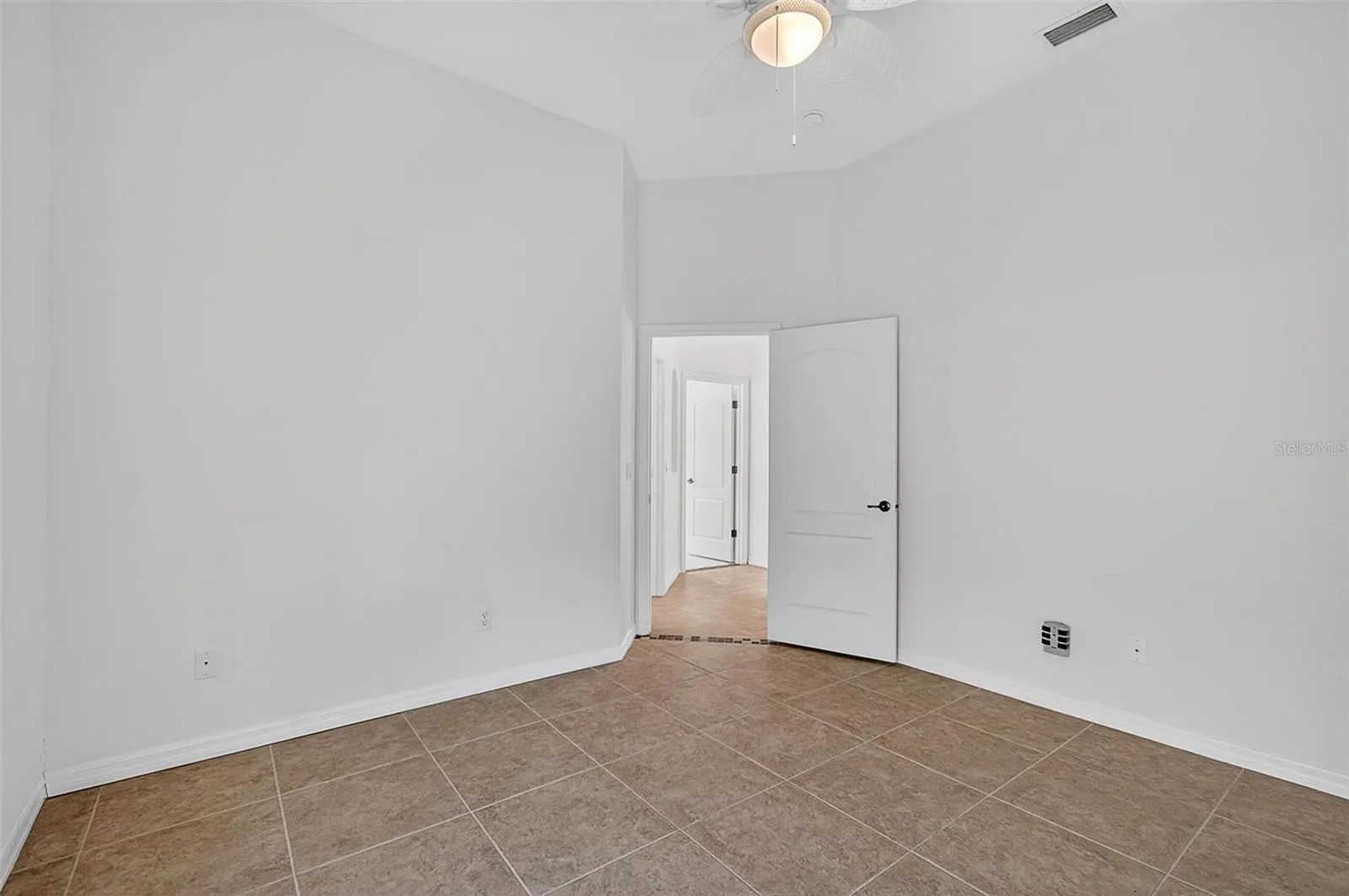 139 BOULDER ROCK DR