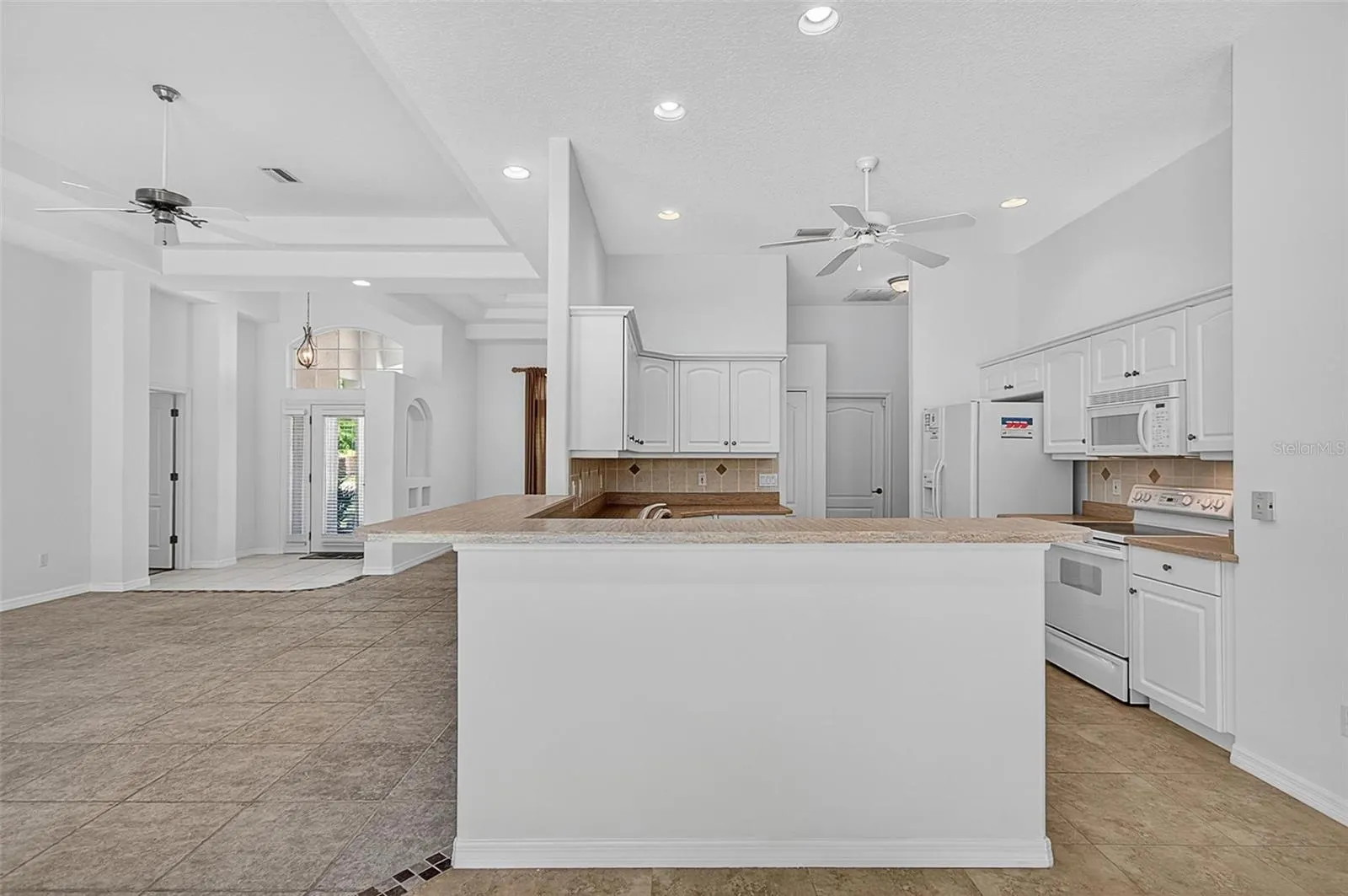 139 BOULDER ROCK DR