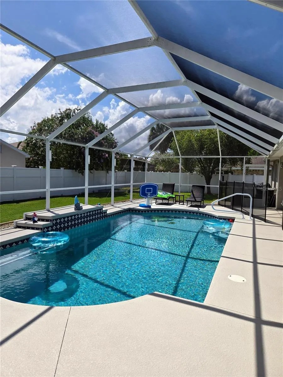 7 BICKSHIRE LN