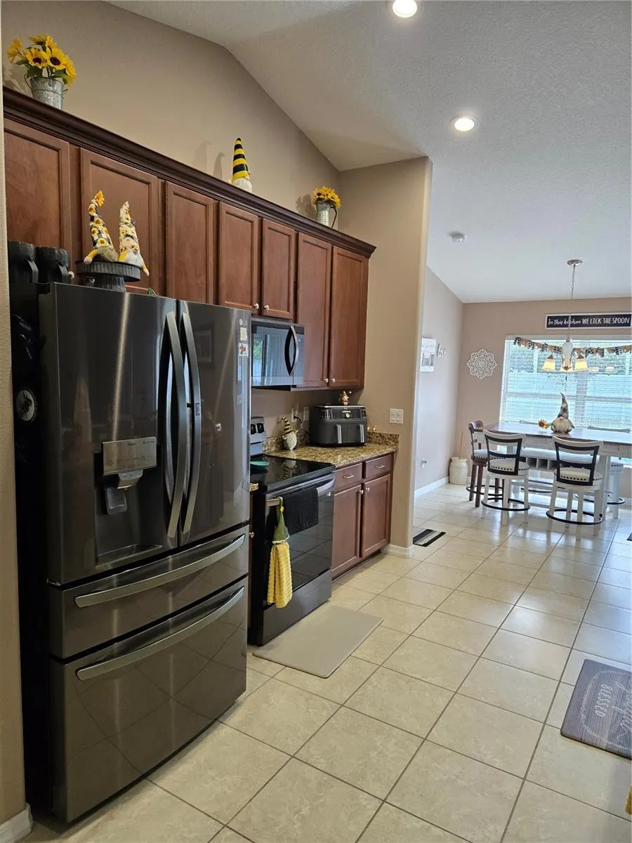 7 BICKSHIRE LN