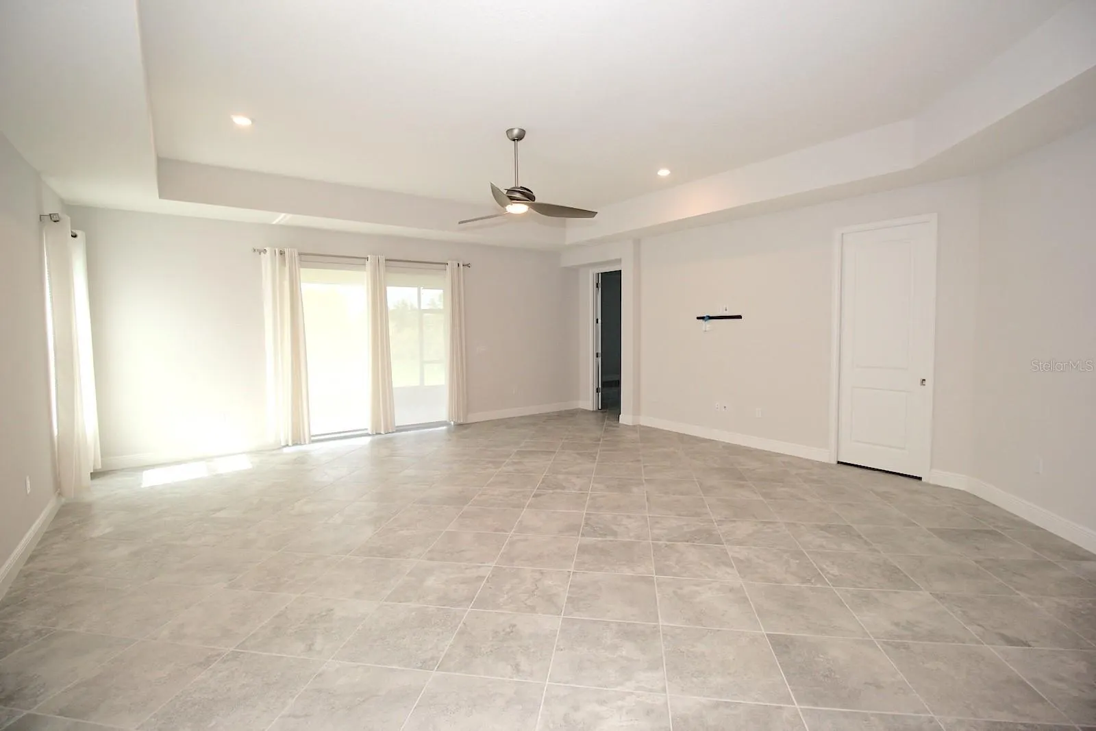109 HUNTINGTON PL