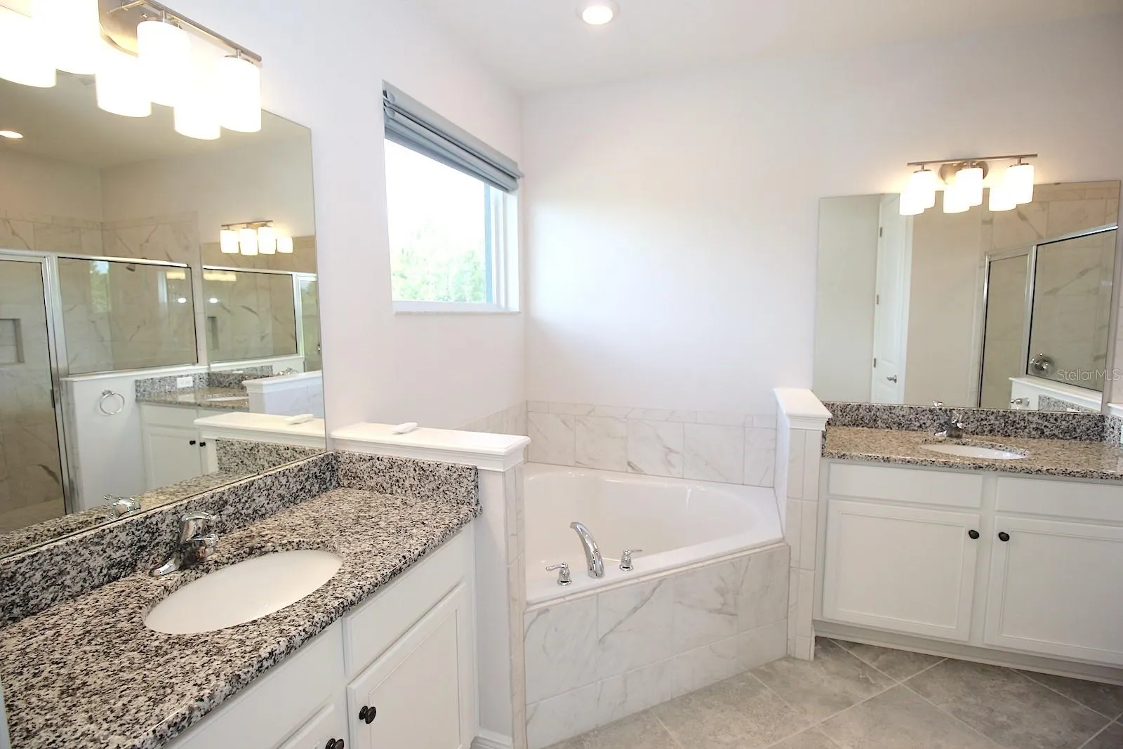 109 HUNTINGTON PL