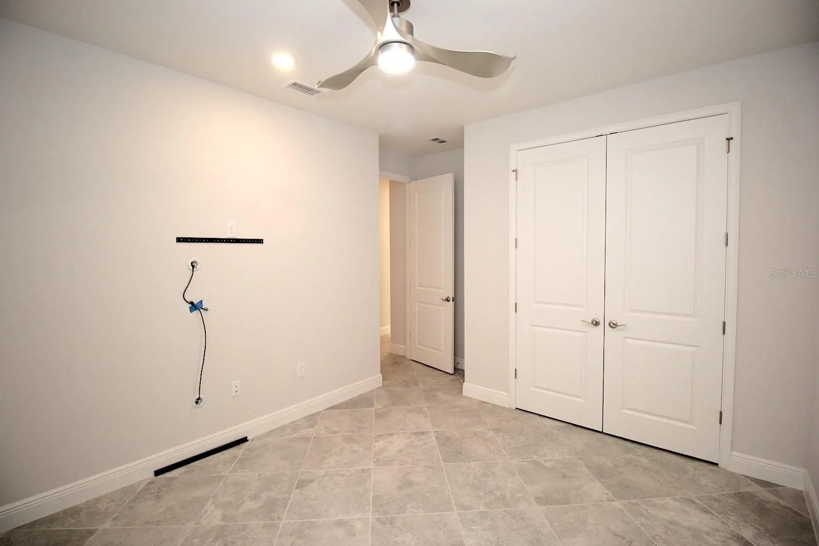 109 HUNTINGTON PL