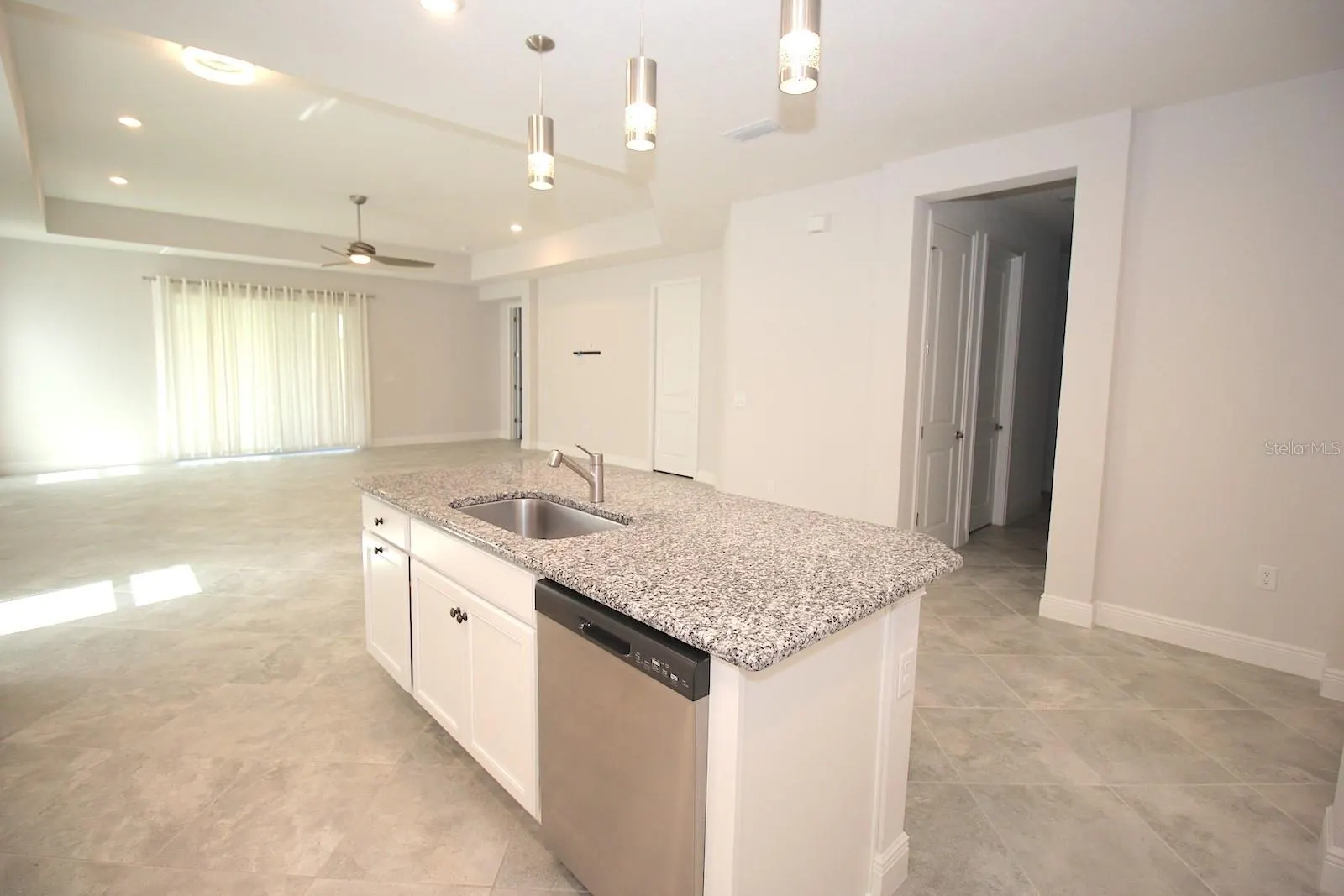109 HUNTINGTON PL