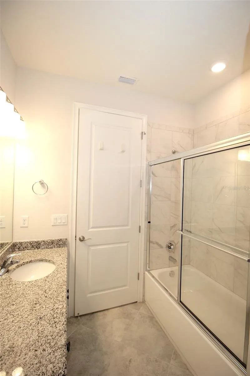 109 HUNTINGTON PL